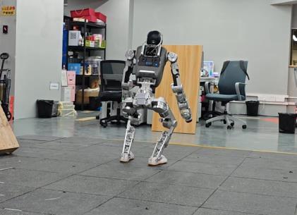 BXI gripper and robot assembly